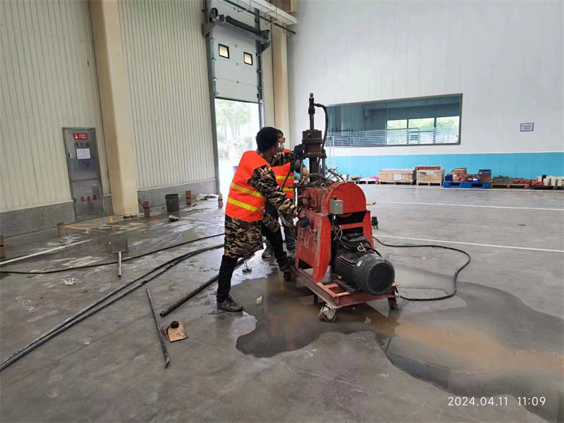 峨眉山厂房地面下沉塌陷注浆加固施工